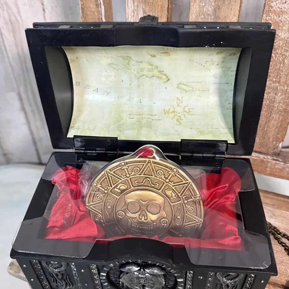 Disney Pirates Of The Caribbean At Worlds End Treasure Chest With Coin Ornament